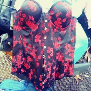 36 d cup red and black lace up corset